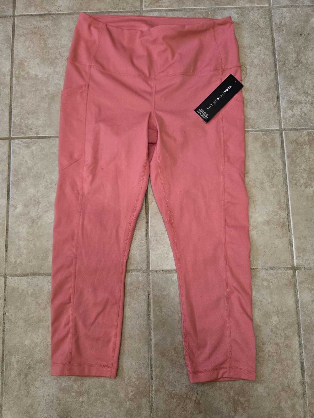 Yogalicious Starburst Capri Leggings Yoga NWT Size L
